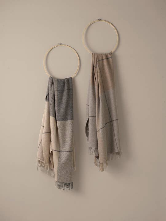 Blocks Throw for wholesale by DM Brands Ltd