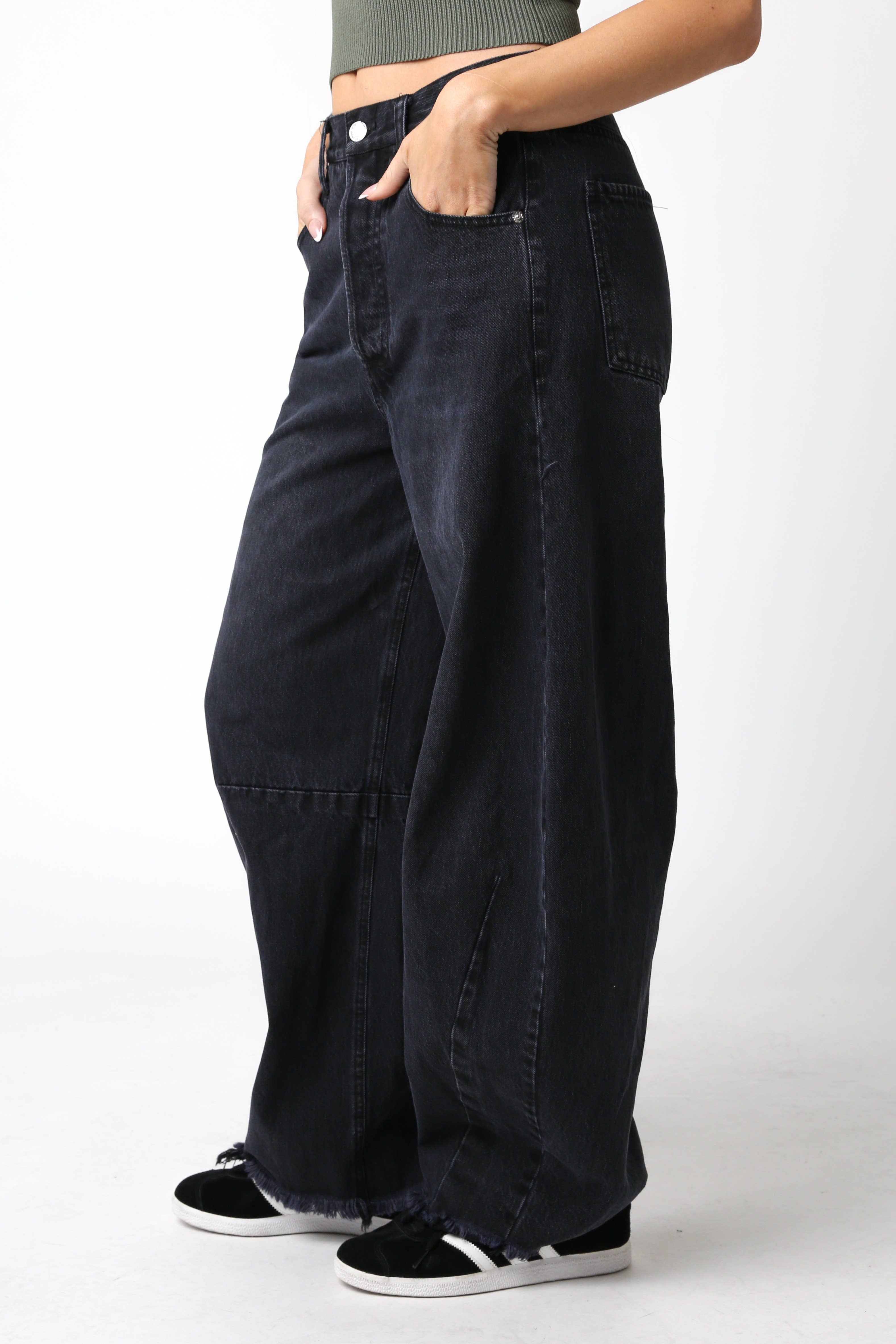 Black Tess Pants for wholesale on Faire1