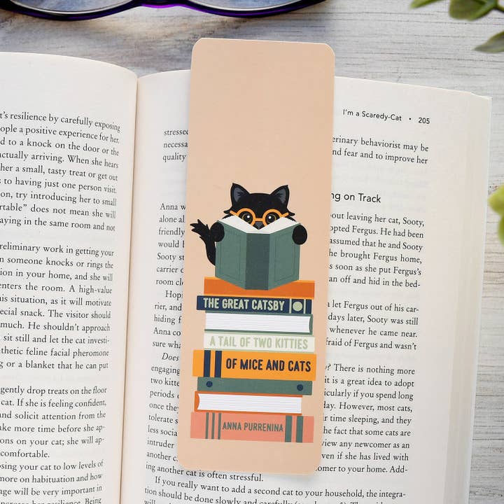 Indoorsy Book Stack Cat Bookmark for wholesale by Chester and Pearl