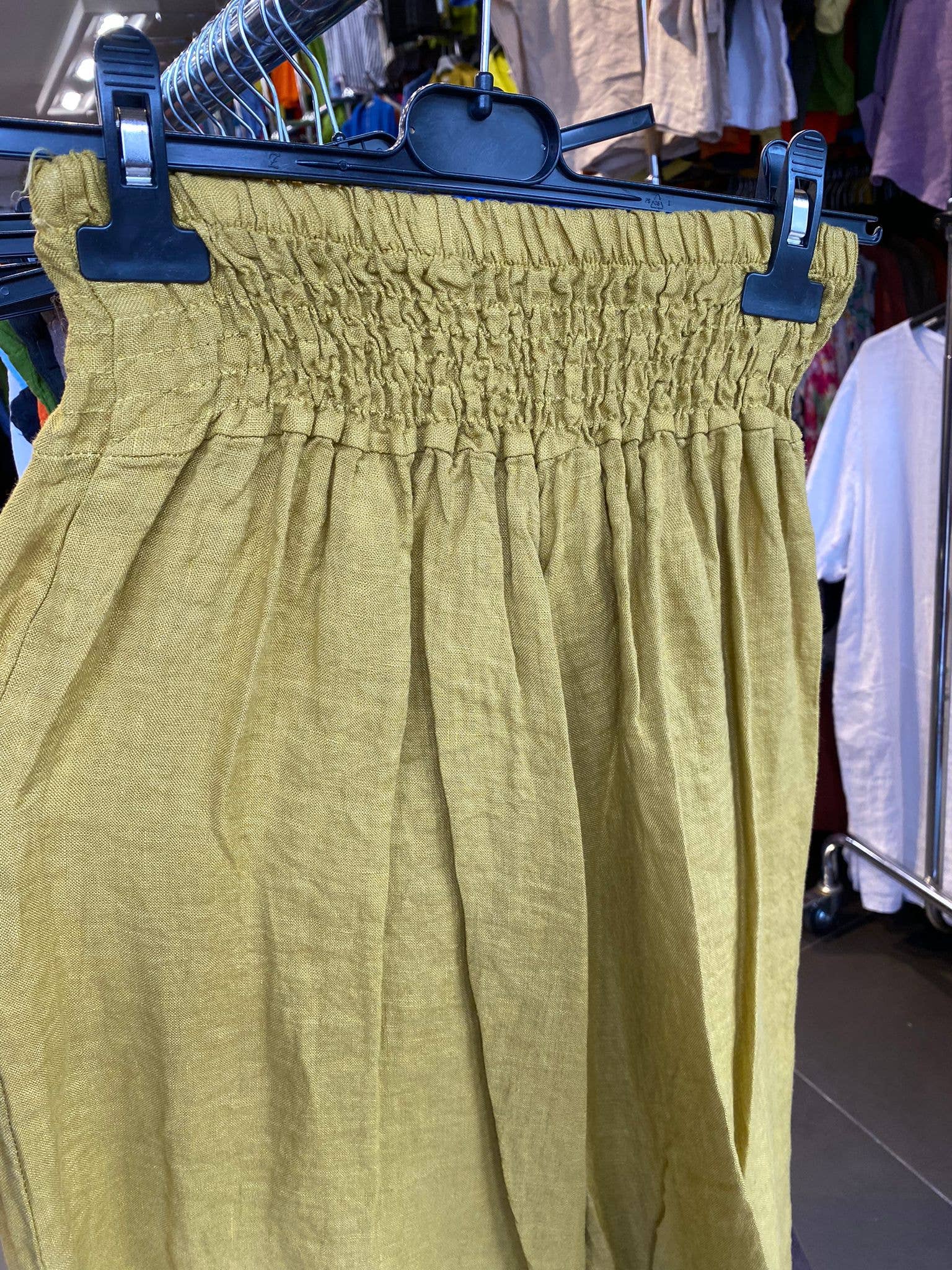 la maison des fibres naturelles - Wholesale Pants - Women's - Flared linen trousers 66031 100%LINEN61