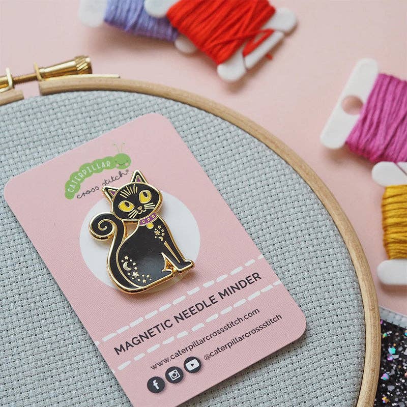 Caterpillar Cross Stitch - Venta al por mayor Material para bordado/punto de cruz - Sujetaagujas magnético gato negro1
