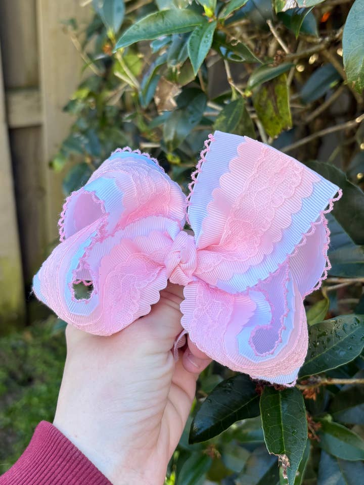 Southern Belle Bow for wholesale by Pretty Knots Bow Company