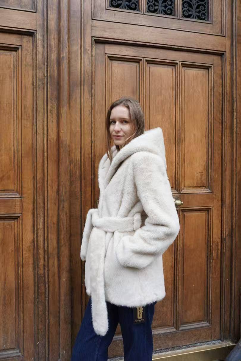 CIAO MILANO - Wholesale Fur/Faux Fur Coat - Women's - 284013 Cozy Hooded Coat2