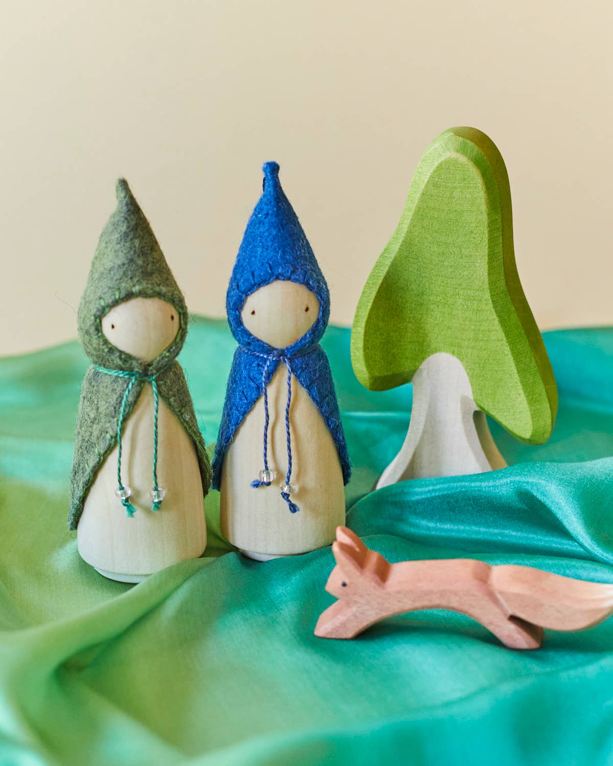 Wonderheart - Wholesale Wood Toy - Kids - Rainbow Wooden Gnome Set of 618