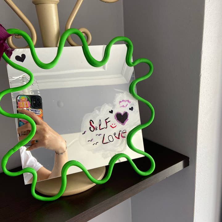 PluffyWool - Wholesale Wall Mirror - Squiggle Mirror, Funky Mirror ,Wavy Mirror ,Danish Pastel2