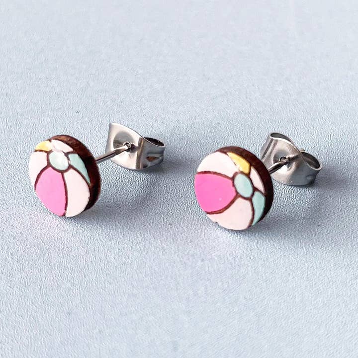 Strandbold Øreringe - Træ Sommer Poolfest Smykker for engroshandel hos PinTonik