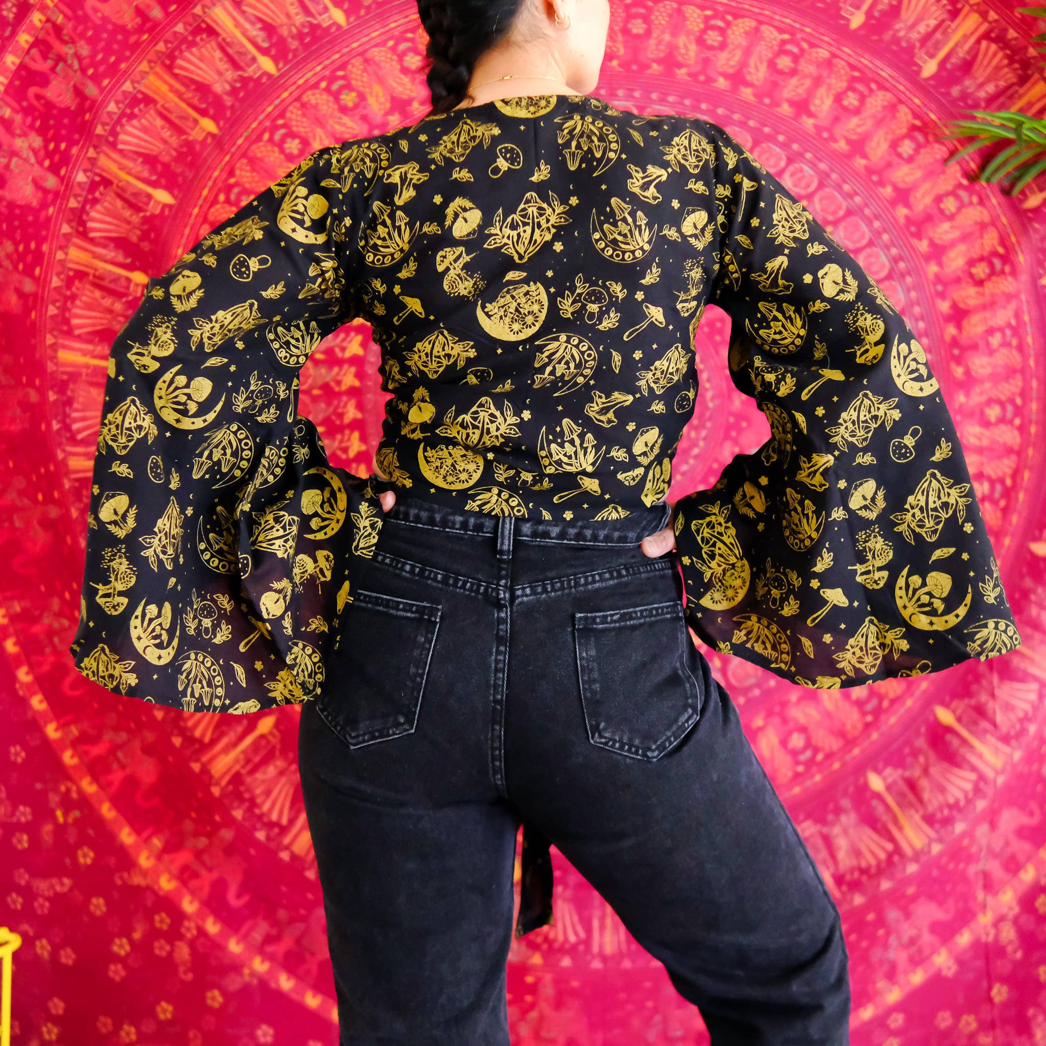 Karma Nepal Crafts - Wholesale Blouse - Women's - 3 Way Cotton Wrap Top with Mushroom Print11