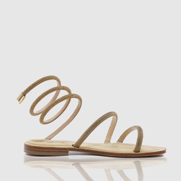 Sandalo Rainbow Light con fascetta in microcristalli con spirale alla caviglia per la vendita all'ingrosso da parte di Paola Fiorenza Capri