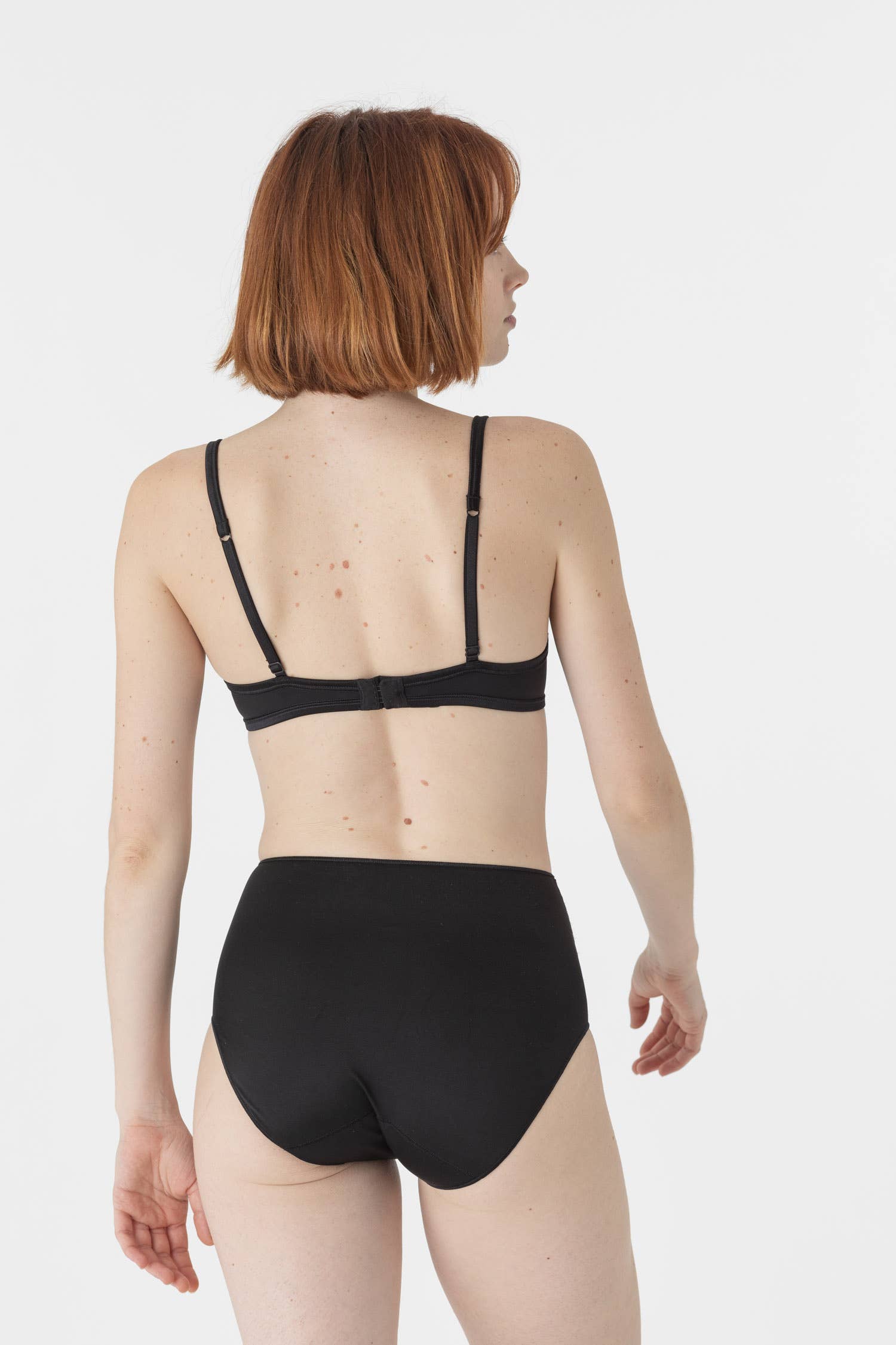 Maison Lejaby – Großhandel Unterwäsche – Damen – Maison Lejaby Unsichtbare weiße High-Waist-Höschen5