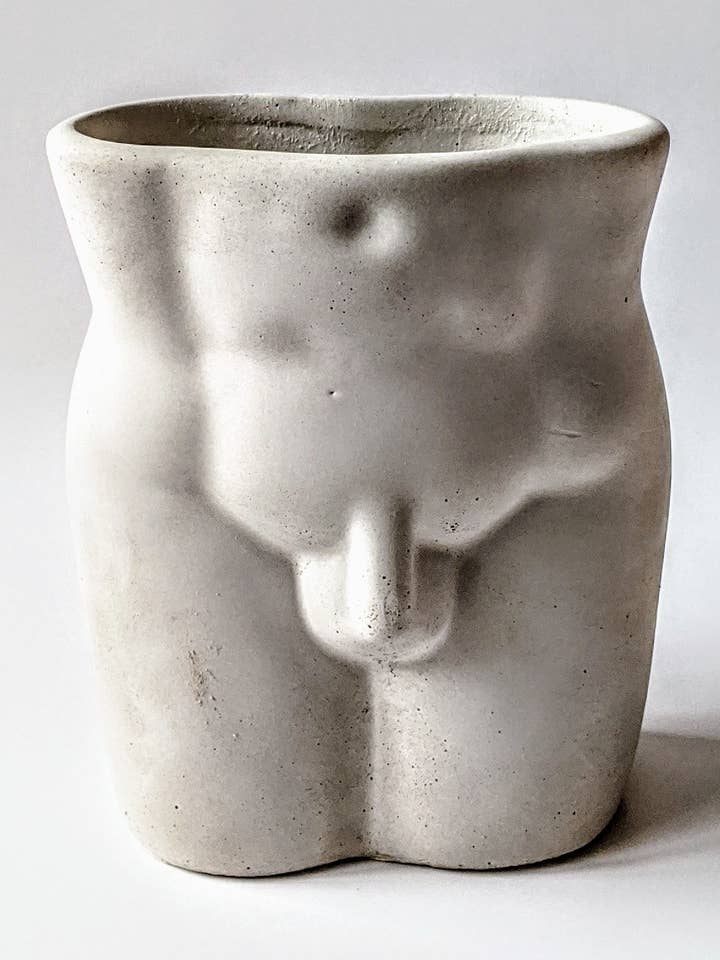 Heracles Kerzengefäß aus Beton in männlicher Form für den Großhandel von ForgottenProperty