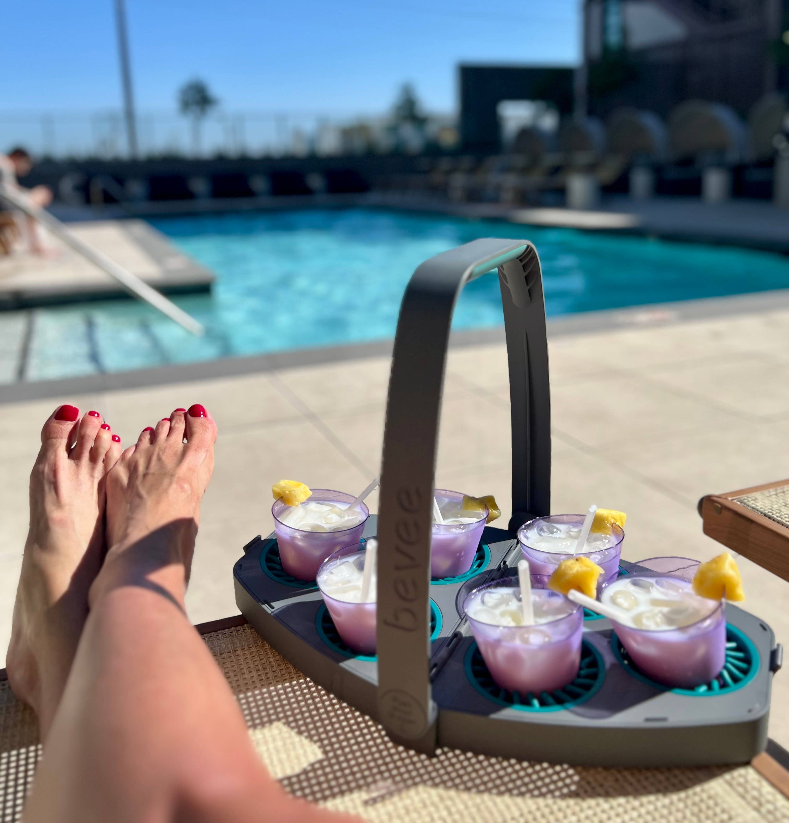 Bevee - Wholesale Serving Tray - 6-Cup Reusable Drink Carrier 13