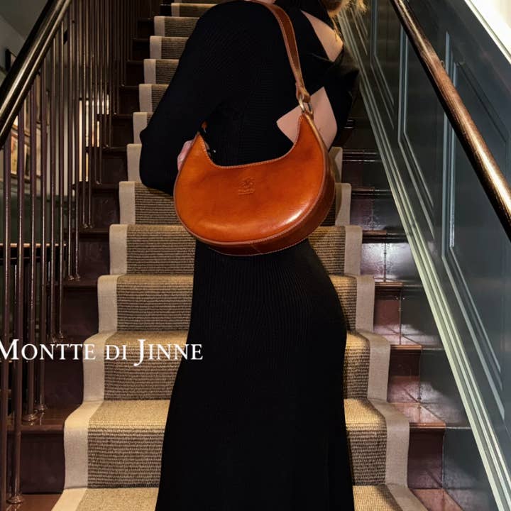 Italian Genuine Leather Crescent Shoulder Bag - Medium for wholesale by MONTTE DI JINNE
