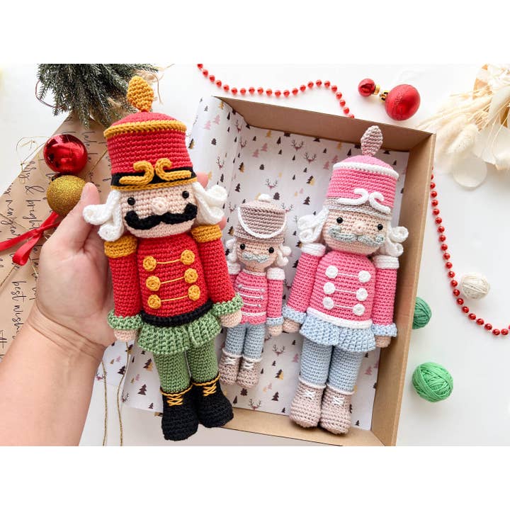 TOMOPOD LLC - Wholesale Christmas Decoration - Crochet Christmas Nutcracker, Cute Christmas Amigurumi5