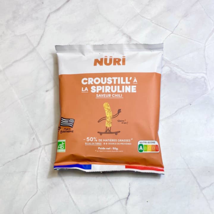 Spirulina & Chili Puffed Chips 50g for wholesale by Nüri