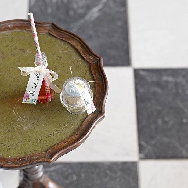 Talking Tables USA - Wholesale Party Favor - Alice in Wonderland 'Drink Me' Set | Tea Party |2