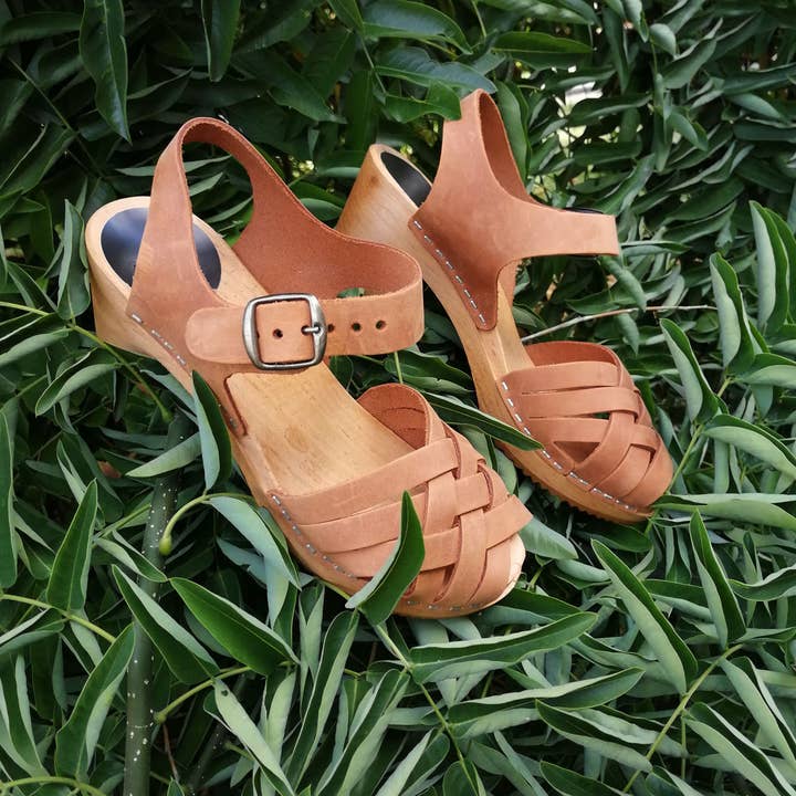 SWED2WALK – wholesale Sandals – Women's – swedish clogs sandals Ulla - nubuck brown leather