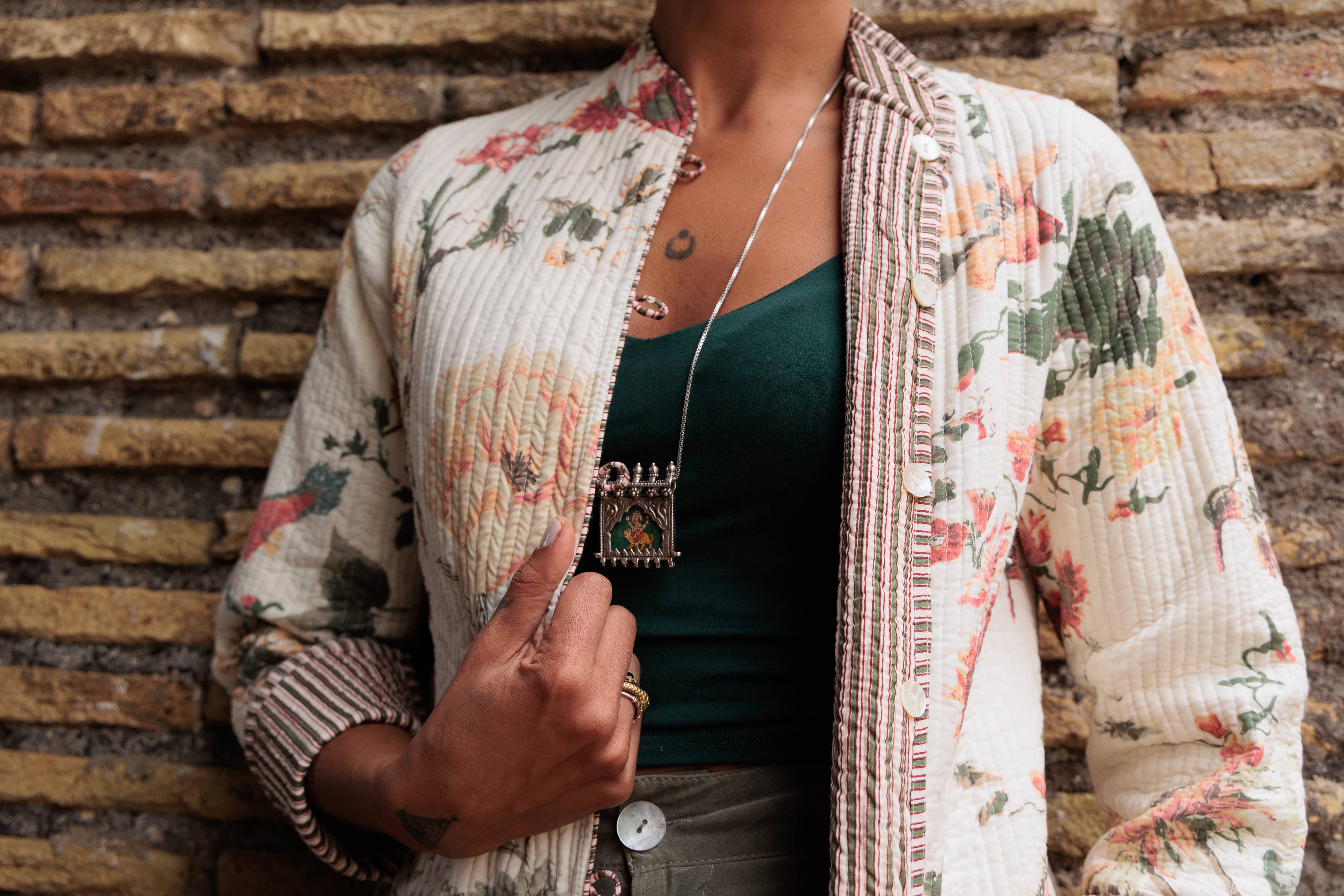 Devi Shop - Wholesale Coat - Women's - Midi Quilted Daya Coat ~ Blooms White5