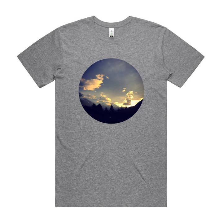 High Tees - Wholesale T-Shirt (Graphic) - Unisex - Chamonix Sunset T shirt x4