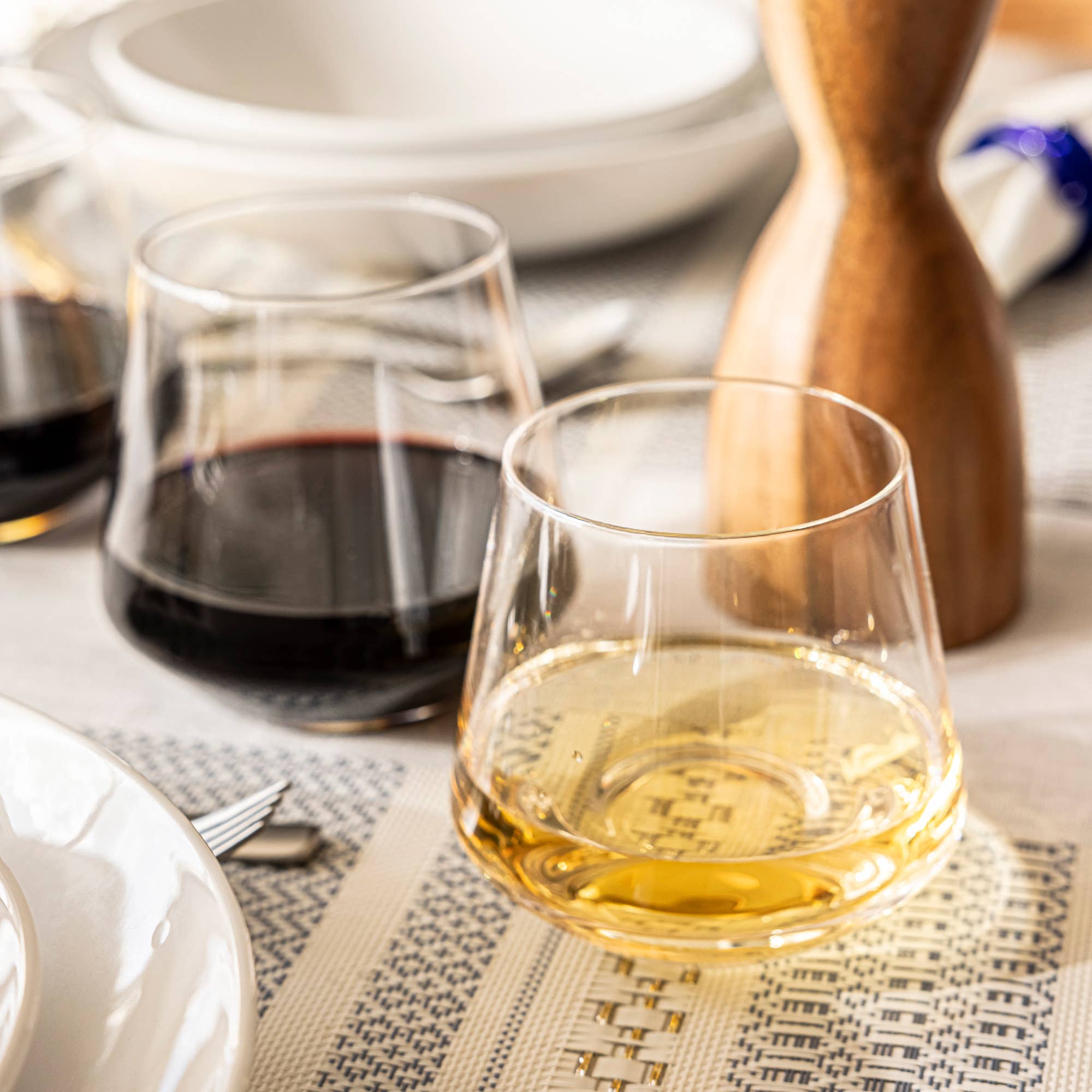 over&back - Wholesale Wine Glass - Modern Mouth-Blown Glassware – Service for 425