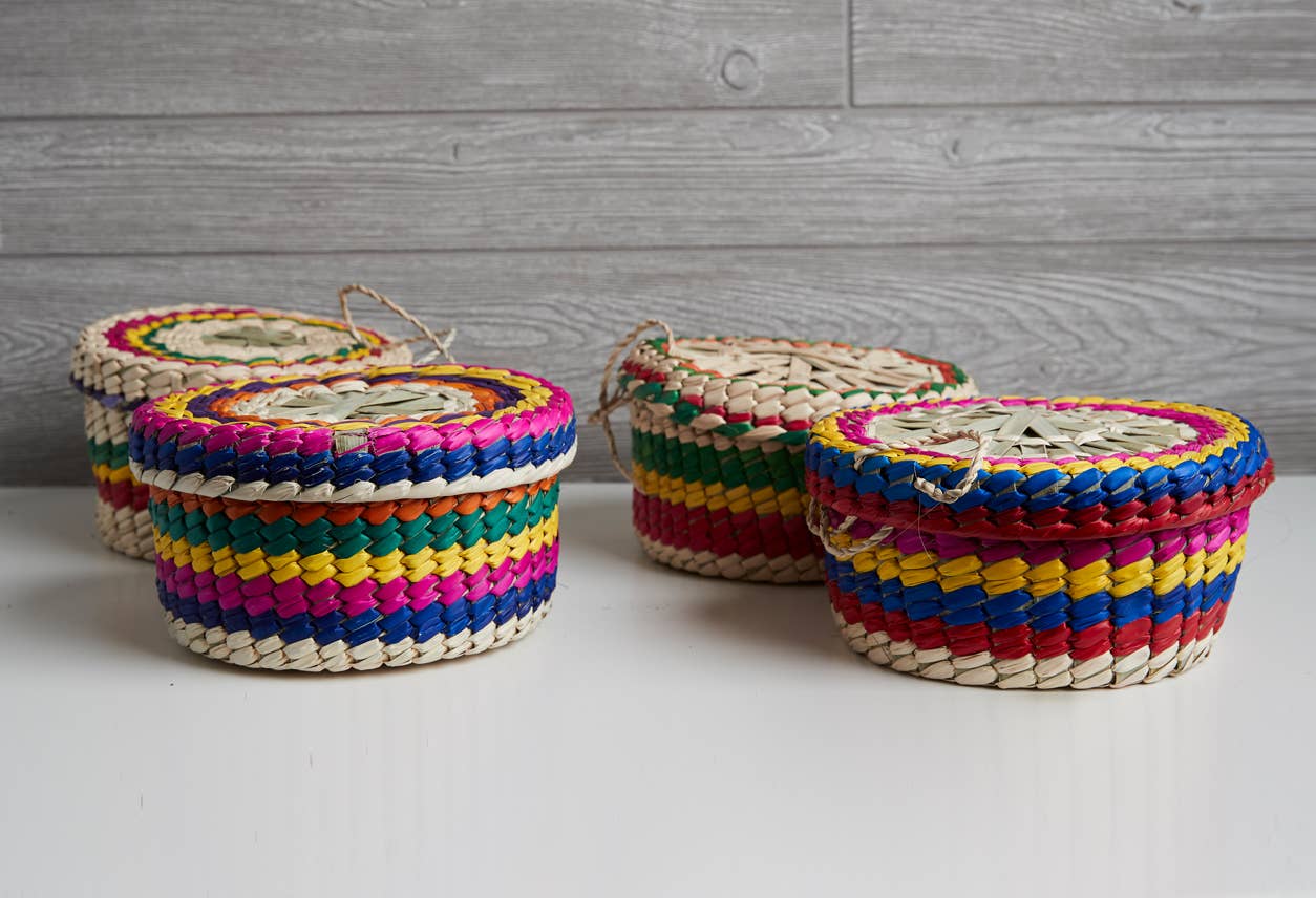 Verve Culture - Wholesale Basket - Mexican Woven Palm Tortilla Basket4