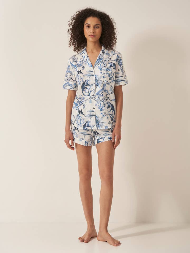 Damen-Organic-Pyjama-Short-Set mit Chinoiserie-Muster für den Großhandel von Commodities Trading (UK) Limited (Myza)