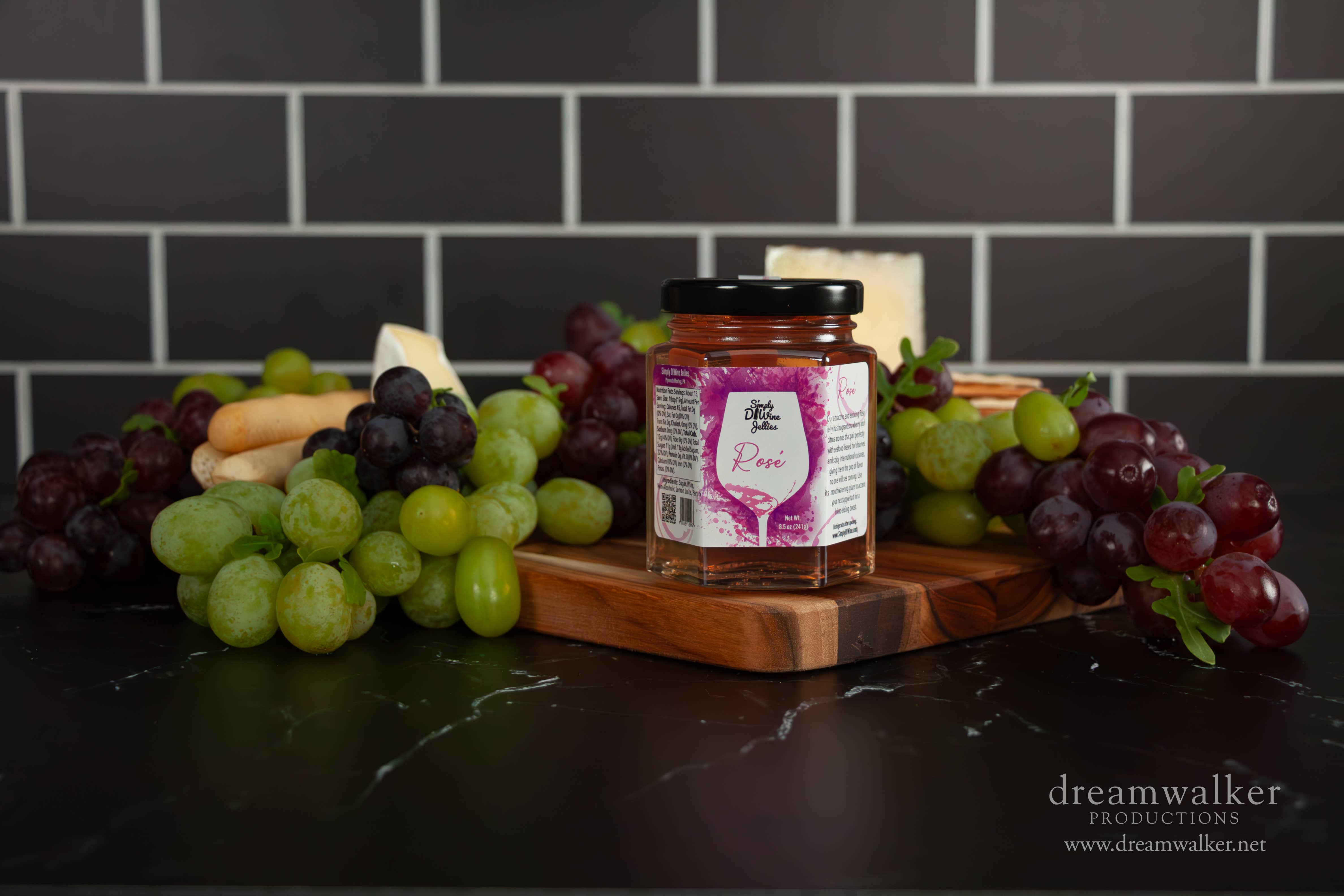 Simply DiWine Jellies, LLC - Vendita all'ingrosso Marmellata/Gelatina - Gelatina di Vino Rosé 240g2
