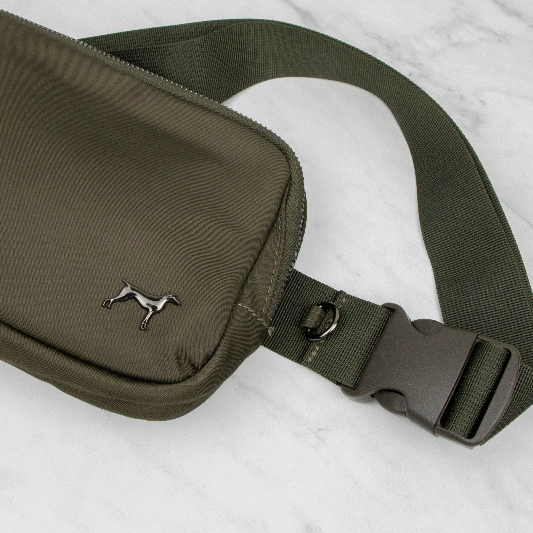 Parker & Co. - Venta al por mayor Riñonera - Mujer - Riñonera Diaria Compacta y Moderna15