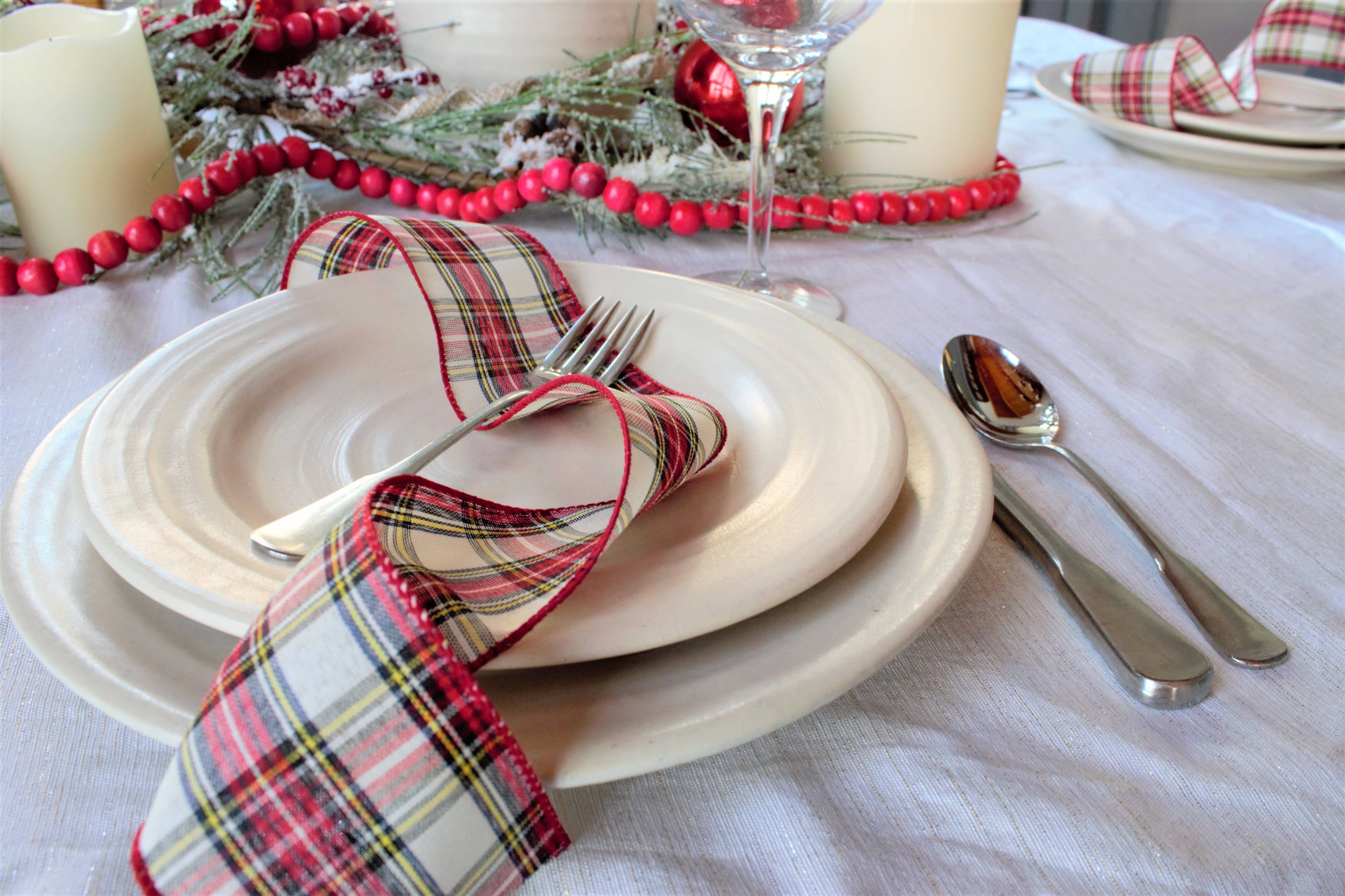 Rowe Pottery - Wholesale Dinner Plate - Farmhouse Ridges Dinner Plate - Drift White4