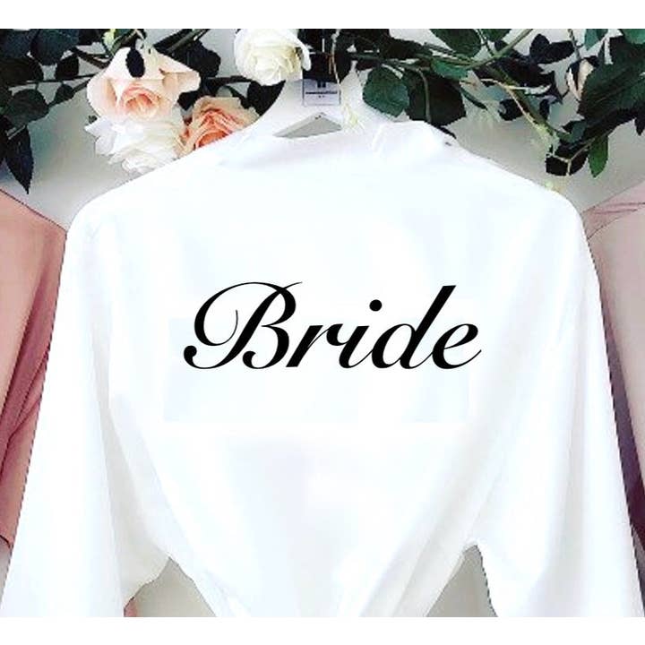 Lulabay - Vente Peignoir – femme - Peignoir de mariée personnalisé Lulabay pour femme en satin à fente latérale4