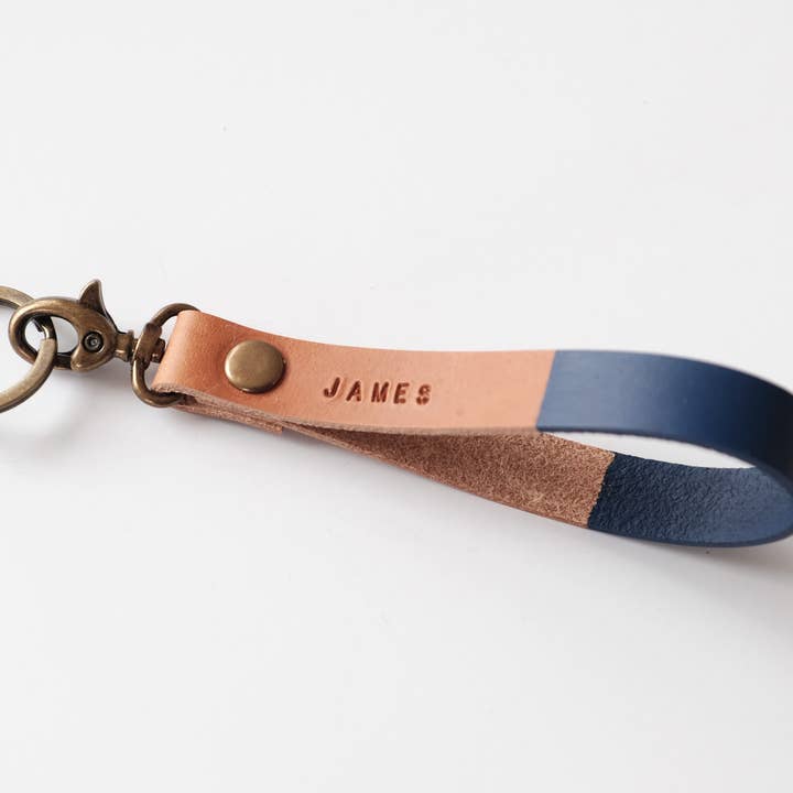 Moccaberry - Wholesale Keychain - Unisex - Navy Leather Keychain3