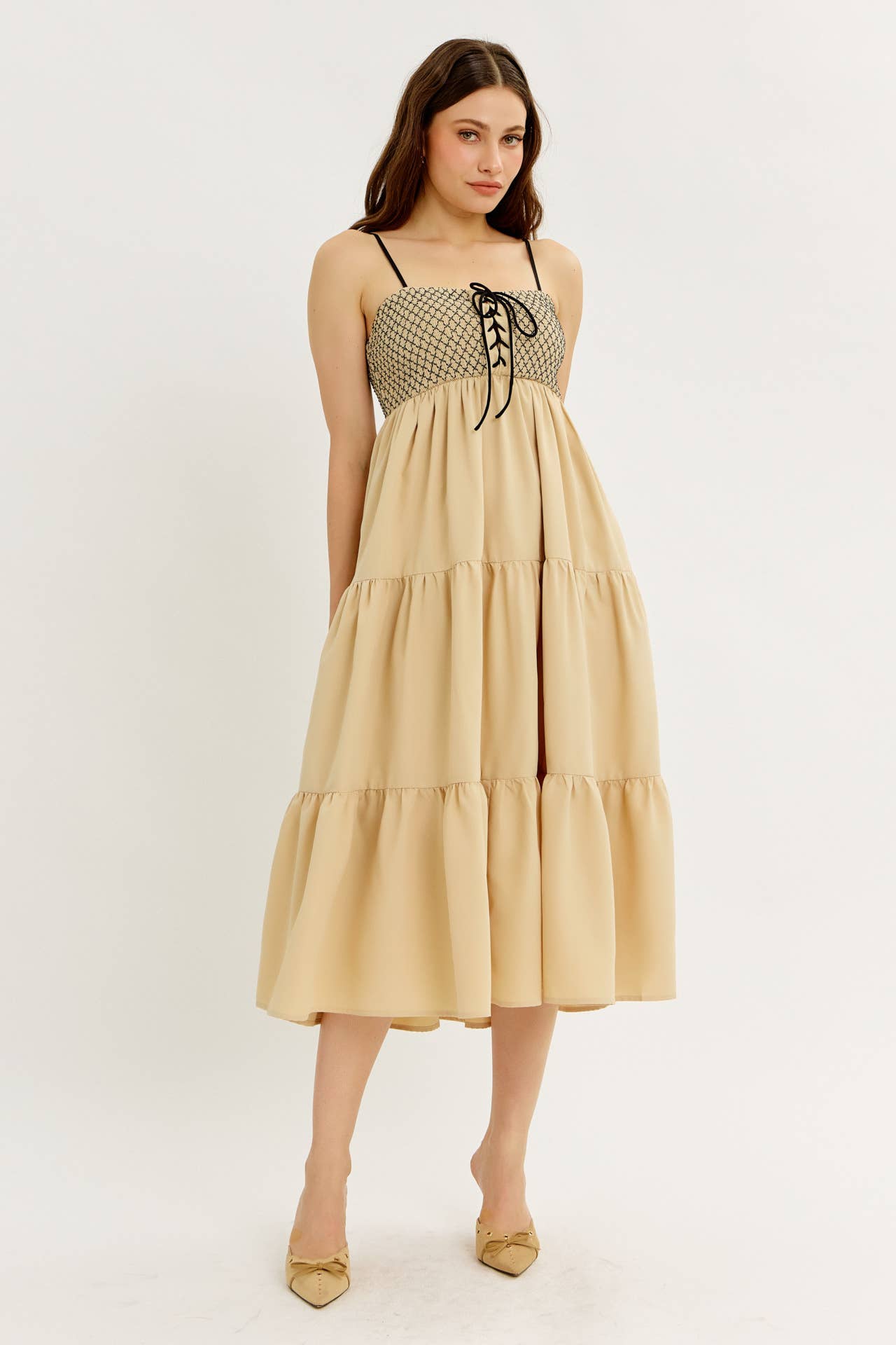 idem ditto - Wholesale Jurk - Dames - OPVALLENDE MIDI JURK MET GESMOKTE CONTRAST EN VLOTTE TOUCH6