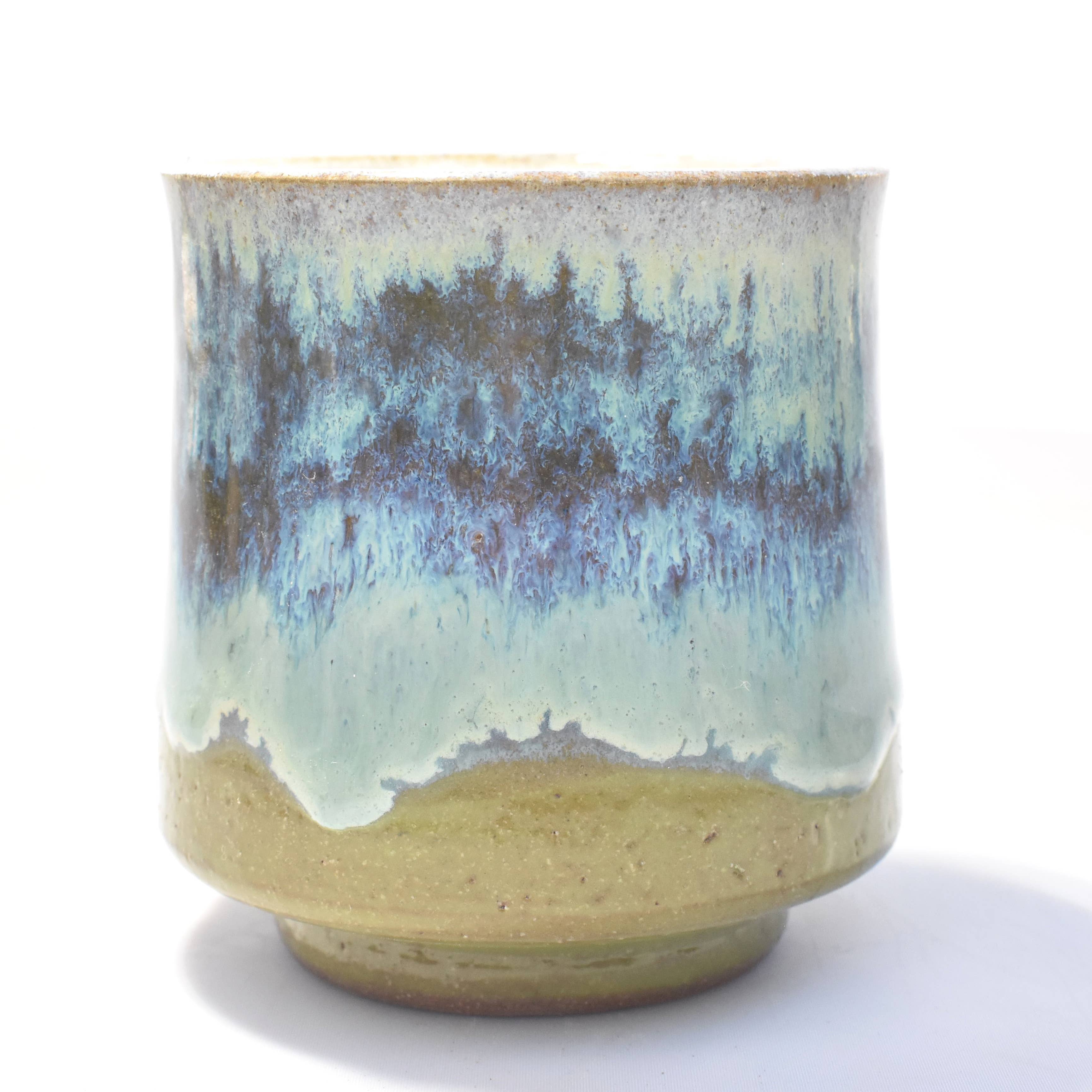 Ceramic Heights - Wholesale Coffee Mug - Drippy Ocean Tumbler5