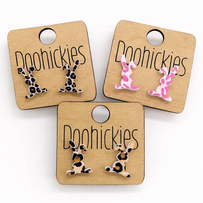 Colección de Pendientes de Conejito de Orejas Caídas de Leopardo - Pendientes de Pascua para venta al por mayor de Doohickies
