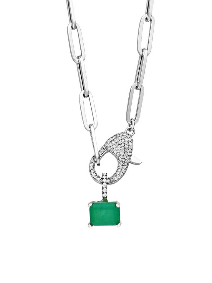 Collier Pave Lock avec breloque rectangulaire en émeraude en argent pour la vente par ALEXIS DAOUD JEWELRY