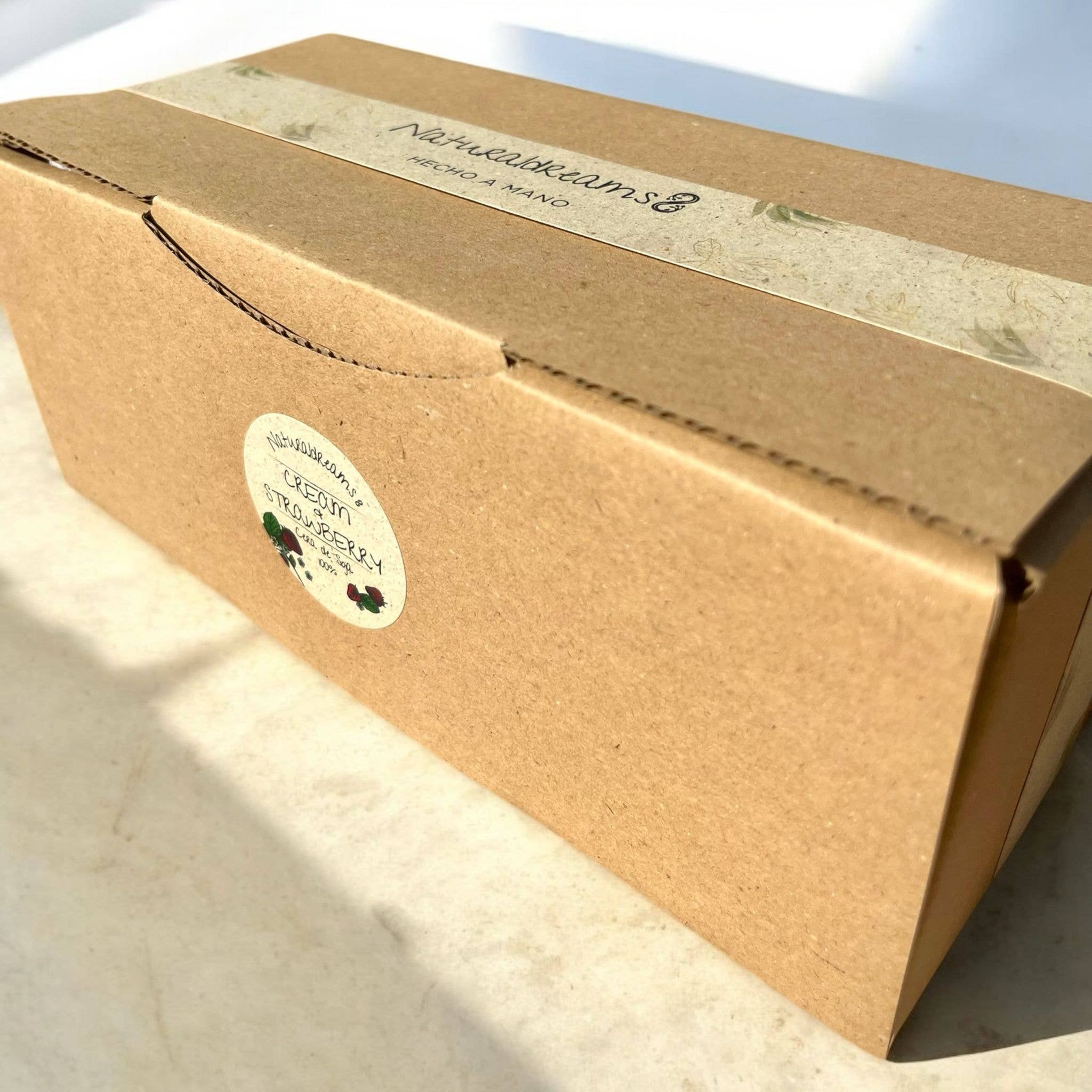 Naturaldreams8 - Wholesale Jar/Filled Candle - ATENEA CANDLE CREAM & STRAWBERRY1