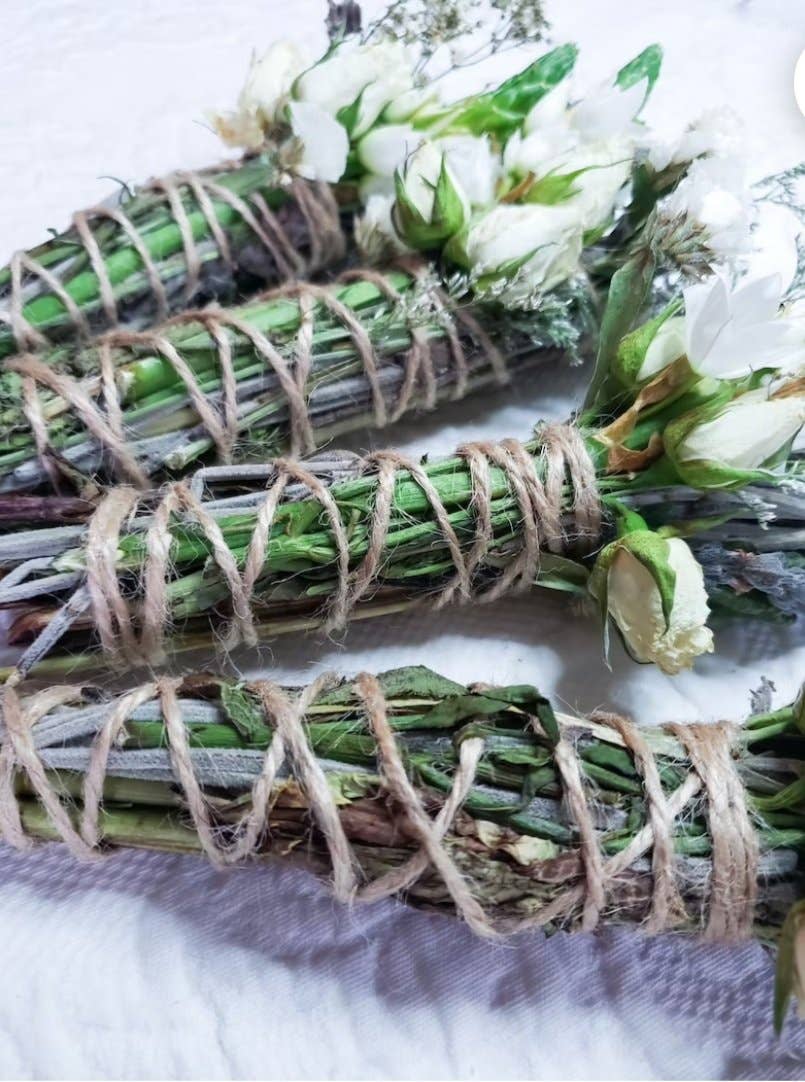 CharlieHaze - Vente Bâton de sauge - Menthe, Lavande, Smudge Stick3