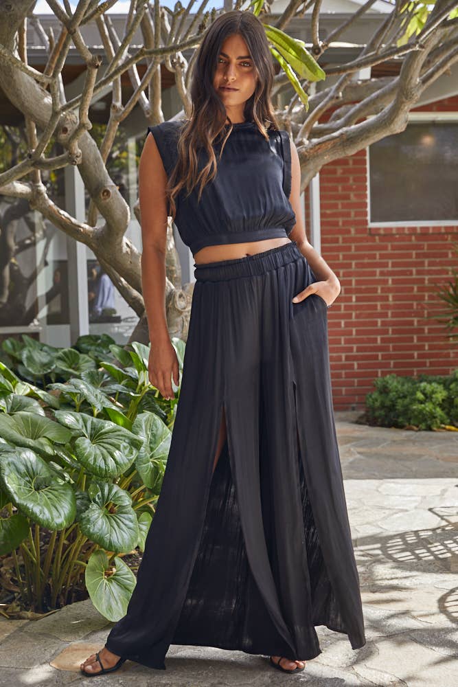 By Together - Wholesale Broek - Dames - L5507 | Geweven Satijnen Hooggetailleerde Broek Met Voorsplit0