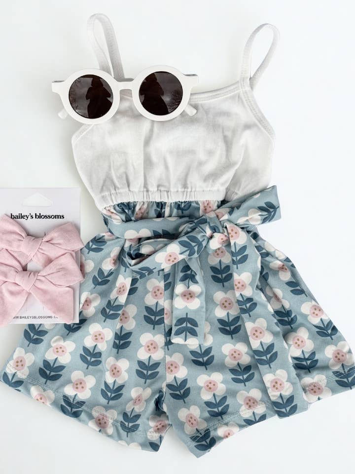 Mono camisola Betty - Cielo floral para venta al por mayor de Bailey's Blossoms