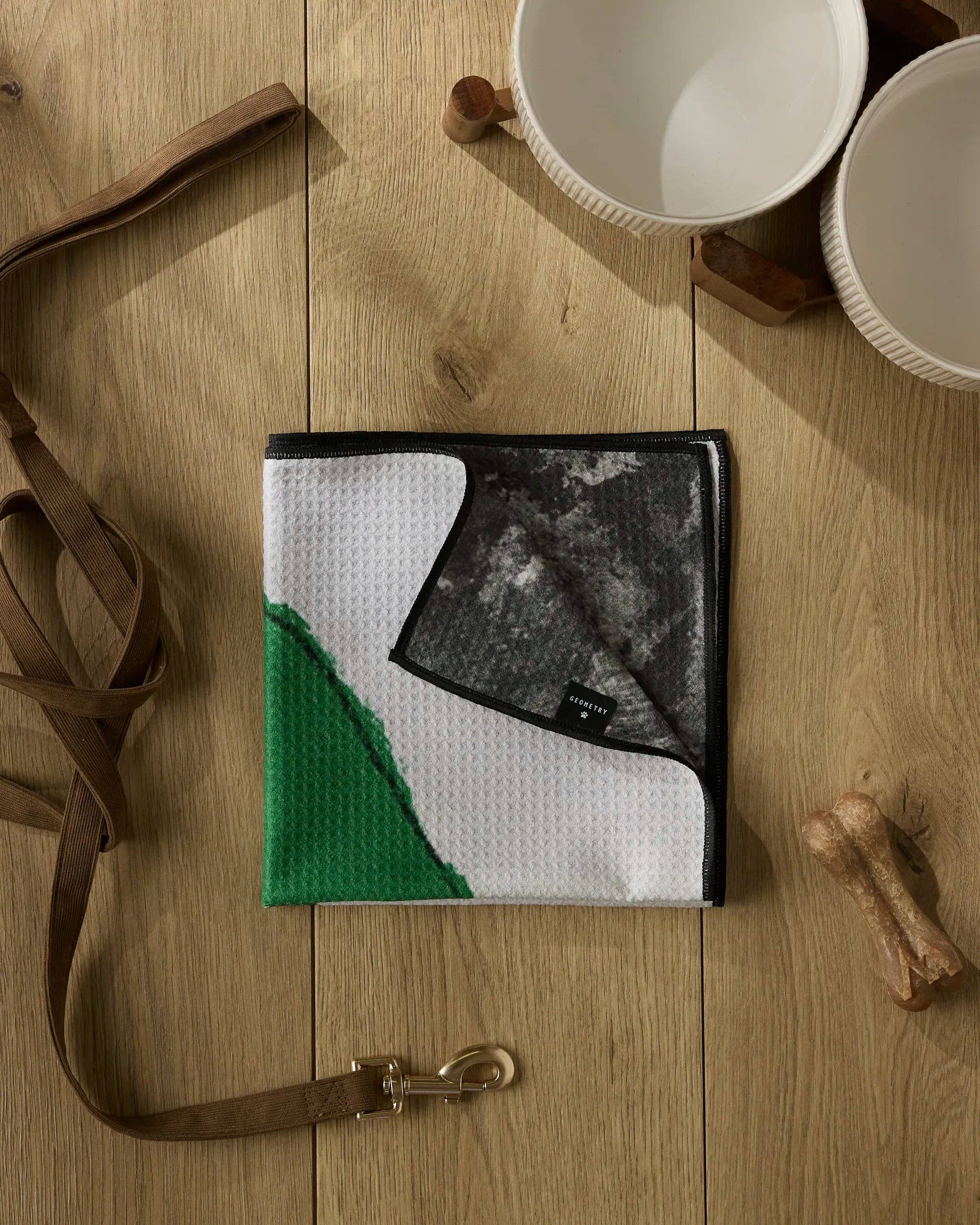 Geometry - Wholesale Pet Towel - Dog - Silly Stocking Paw Towel2