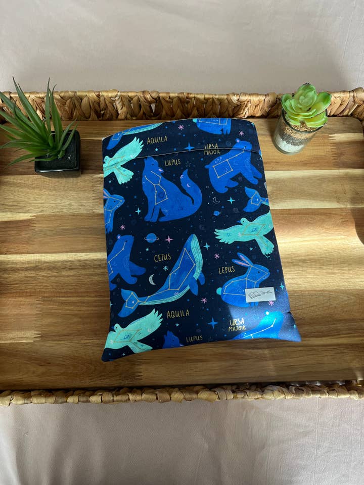 Custodia per libro Starry Nights Animals per la vendita all'ingrosso da parte di Pages and Paws