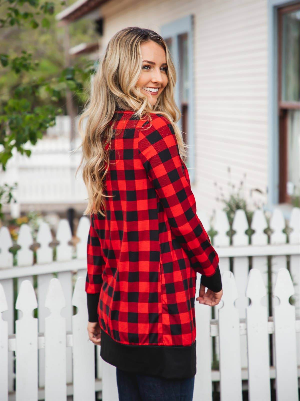 Tickled Teal – Großhandel Strickjacke – Damen – Karierter Cleo-Cardigan mit Schnappverschluss1