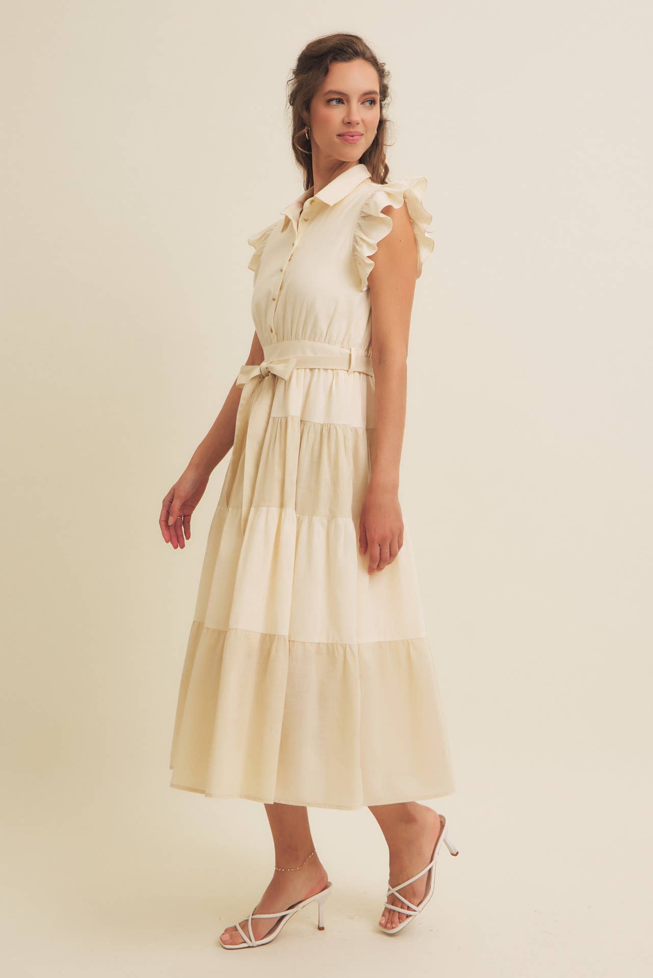 in february - Vente Robe – femme - ROBE MIDI EN COTON À BLOCS DE COULEUR AVEC VOLANTS ET CEINTURE À LA TAILLE4