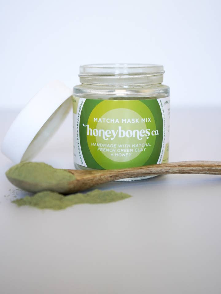 Mélange de Masque Matcha : Argile Verte Française & Miel : Détox Peau Propre pour la vente par Honey Bones Co. | Botanical-Based Home + Body Care