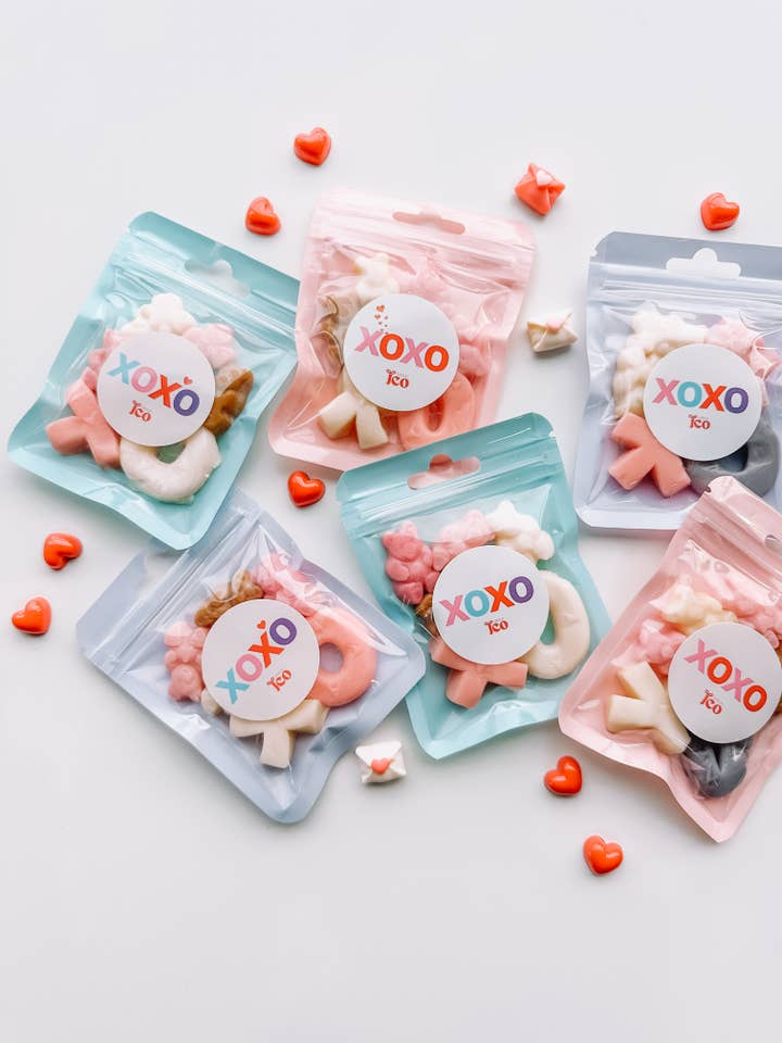 V-Day Mini Party Packs {candy zipper pouch} for wholesale by Candy by J.Co