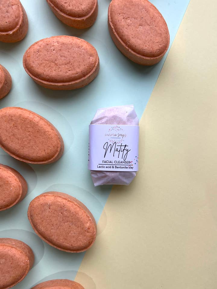 Barre nettoyante Matify pour peaux grasses pour la vente par Aurora Soaps