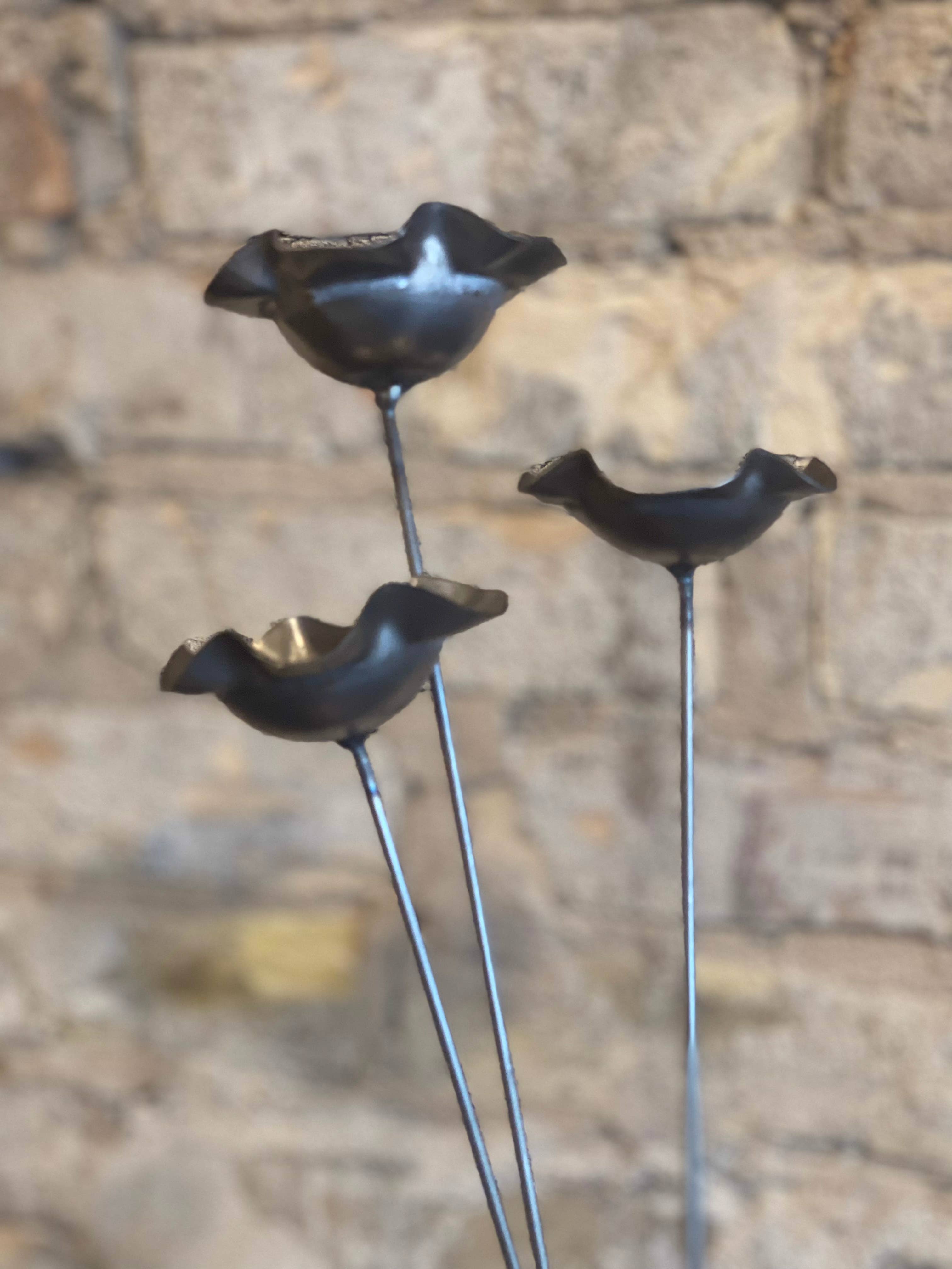 608 The Factory - Wholesale Garden/Lawn Stake - Metal Ribbon Pollinator Cup Flower Set of 24 Flowers 2