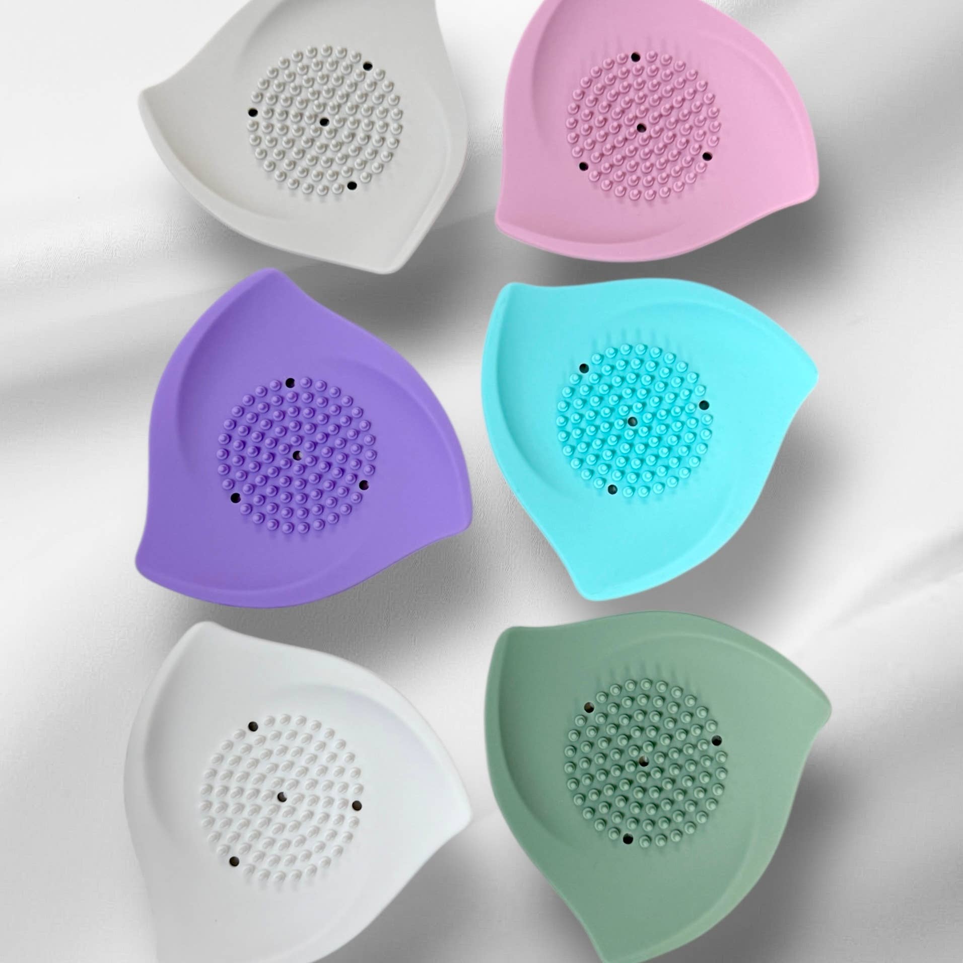 Relax Away Essentials - Wholesale Shower Steamer/Bomb - Shower Steamer Tray - Silicone 8