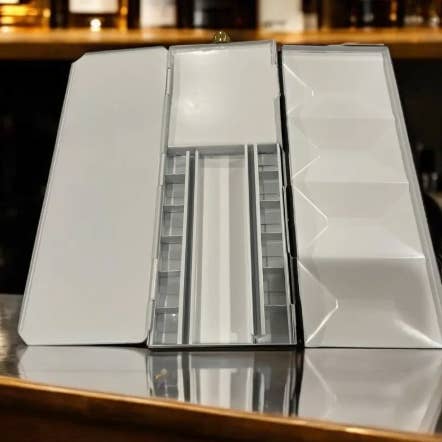 Fome & Farquar Artist Products - Wholesale Palette/Mixing Tray - Artist travel watercolor paint flask palette box ,Fome Italy