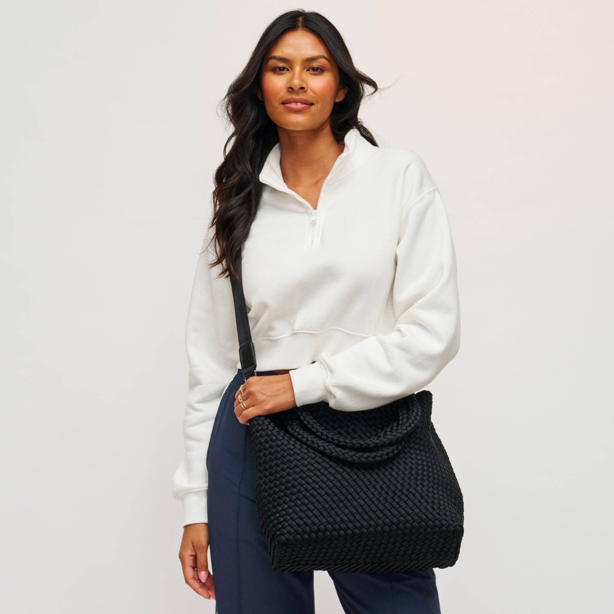 Sol and Selene - Vendita all'ingrosso Borsa tote - Donna - Borsa Media in Neoprene Intrecciato "Sky's The Limit"10