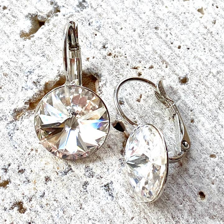 VB&CO Designs Handmade Jewelry – wholesale Hängande örhängen – Klart Swarovski kristall örhängen boutique. Brud smycken0